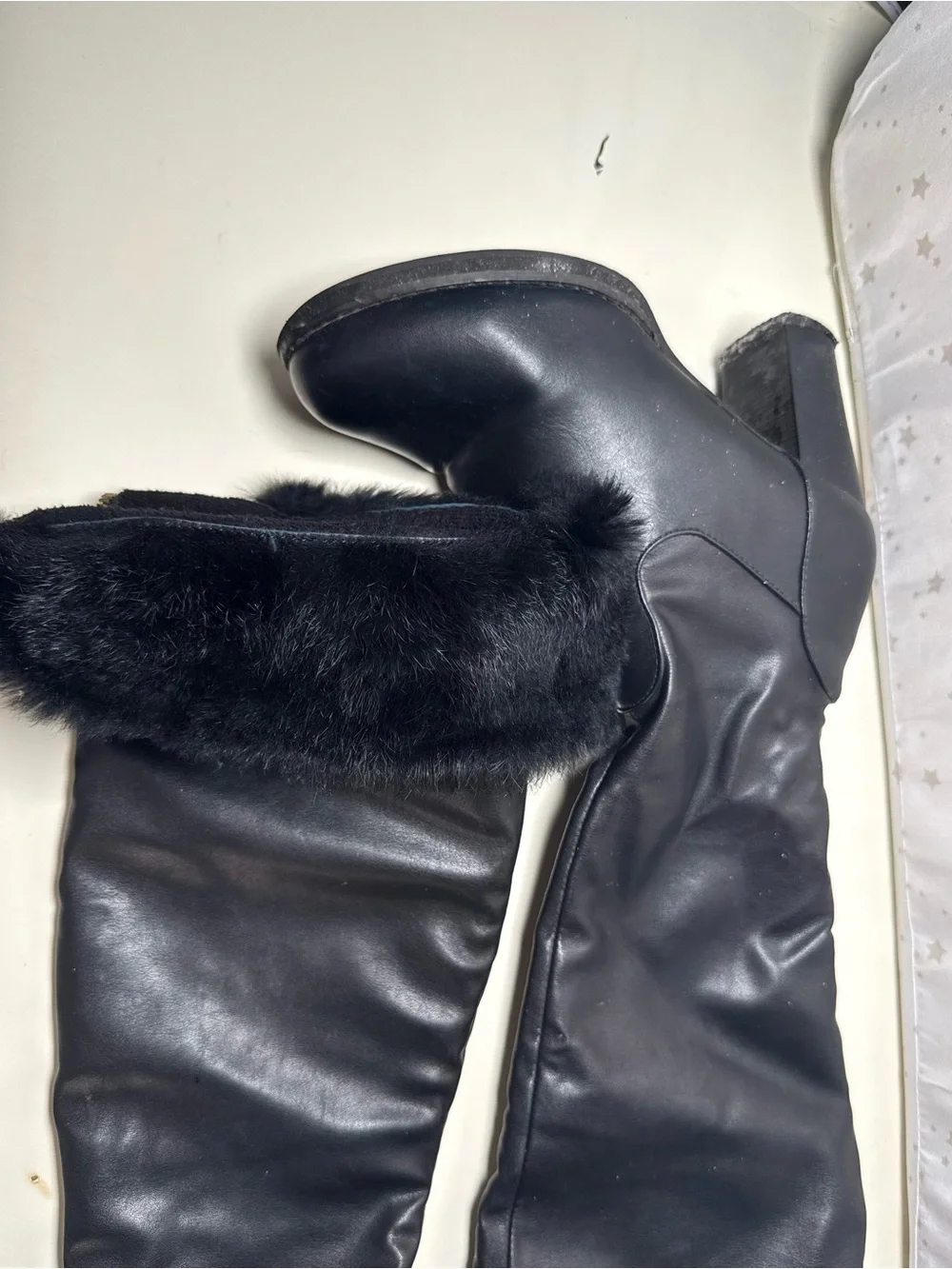 Women’s Black Over-the-Knee Heeled Boots